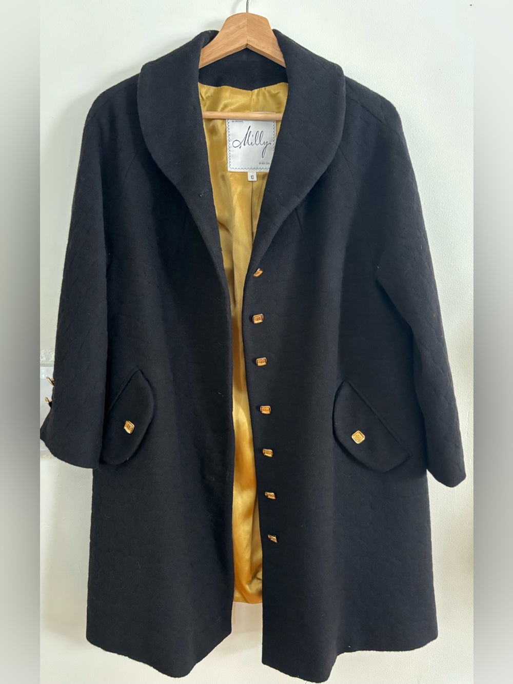 Milly of New York Black 100% Virgin Wool Swing Coat Gold Buttons  Size 10